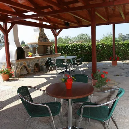 Apartament Pettas *