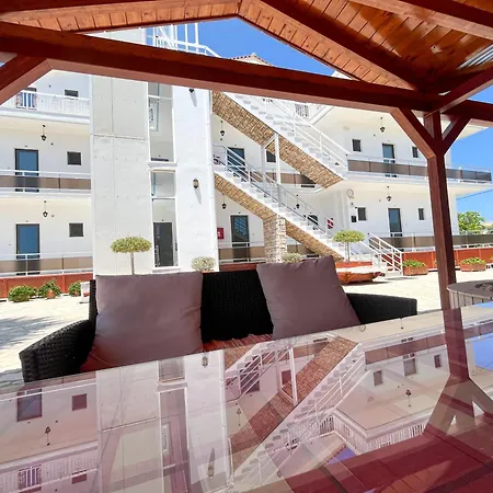Pettas Apartament